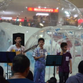Pretty young talents performing in the mall